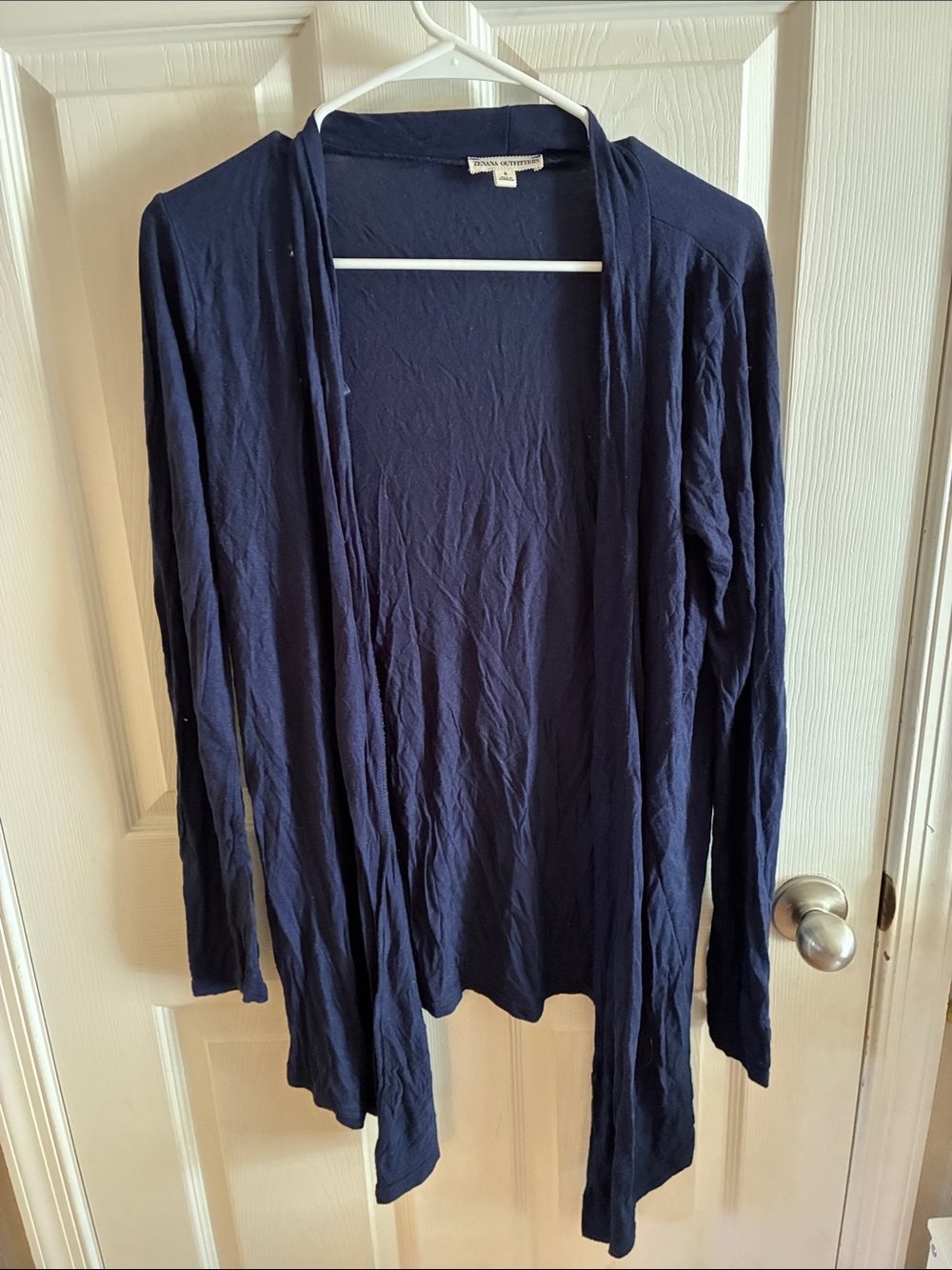 Blue Zenana Outfitters sweater size small split